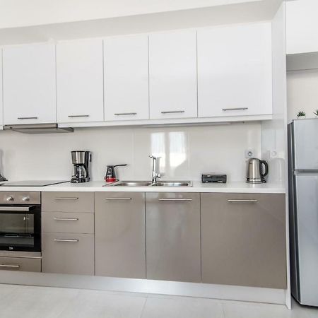 Lux 'N Comfort Apartments Tinos Ngoại thất bức ảnh