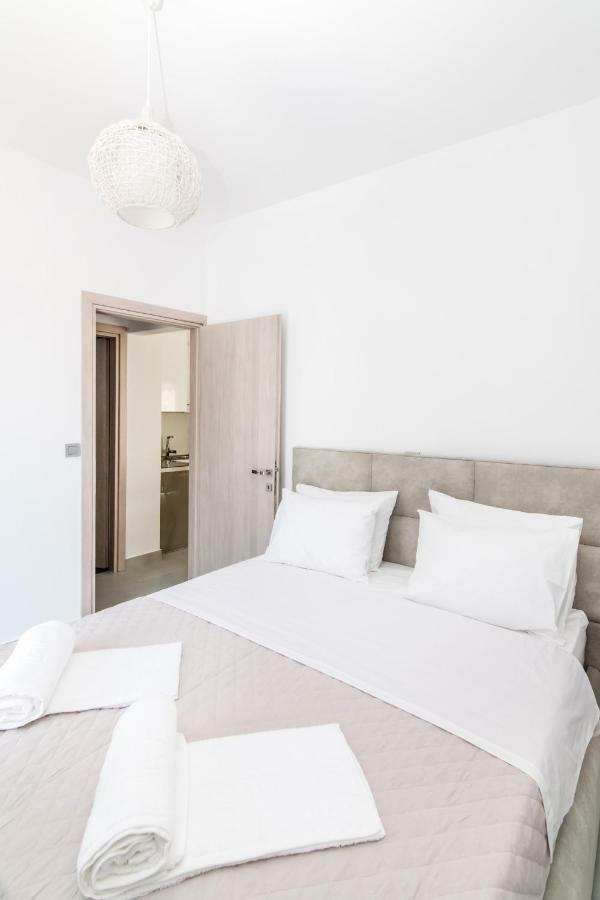 Lux 'N Comfort Apartments Tinos Ngoại thất bức ảnh